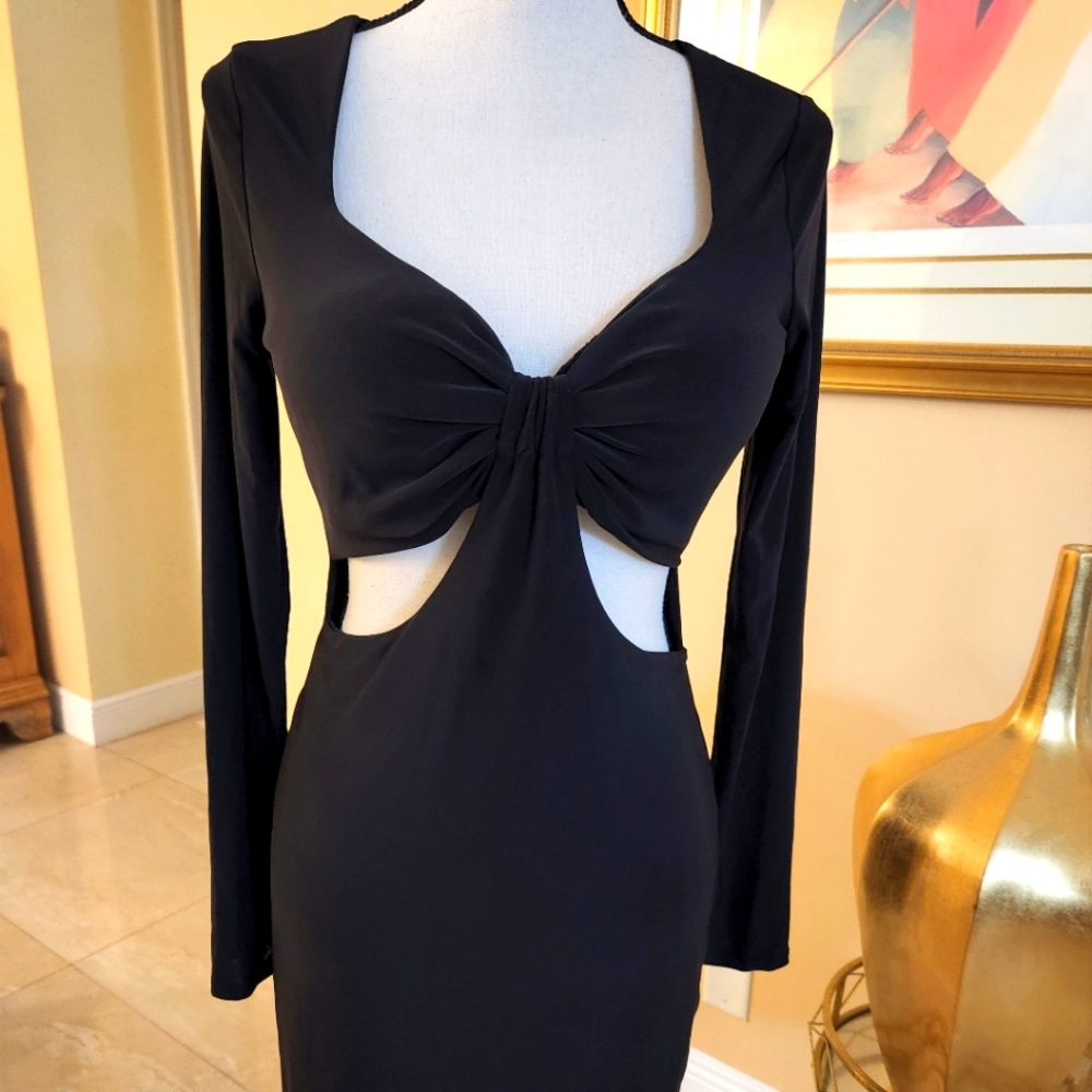 Black Bodycon Dress ⚫️ 🐈‍⬛️